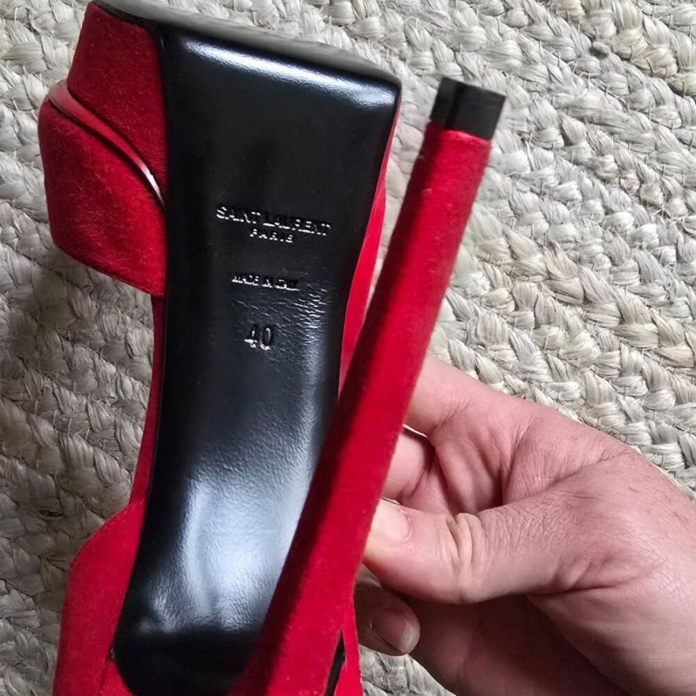 Red suede Saint Laurent stilletos - Picture 7 of 8